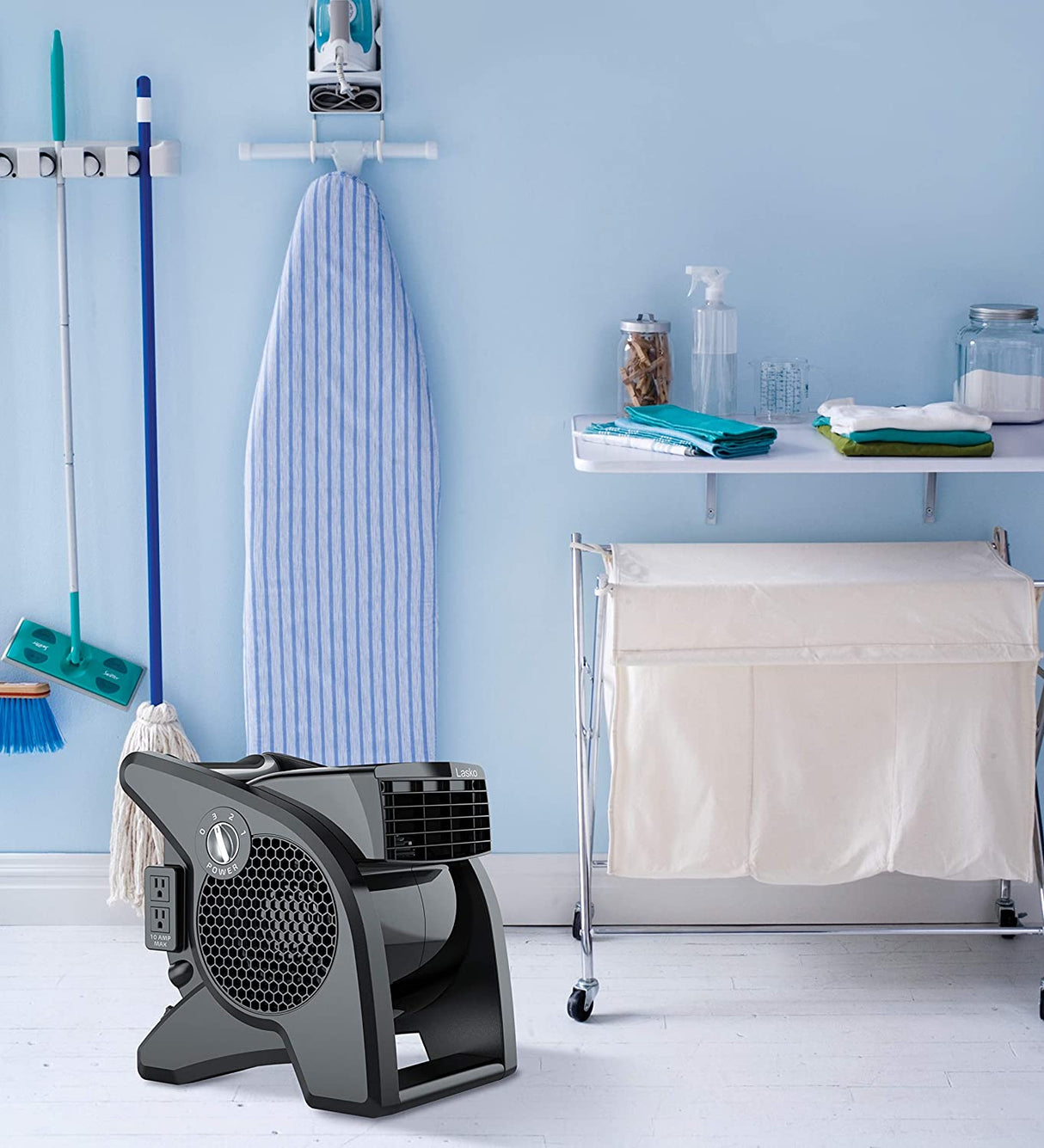 Ventilador de uso general pivotante de alto rendimiento Lasko de alta velocidad U15617