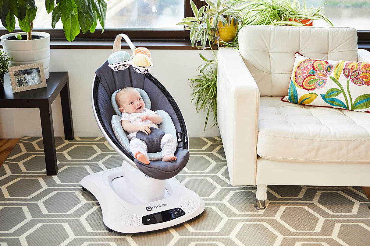 4moms mamaRoo 4 Columpio multimovimiento para bebé + cierre de correa de seguridad, columpio Bluetooth para bebé con 5 movimientos únicos, tela de malla fresca, gris oscuro 2001323SF