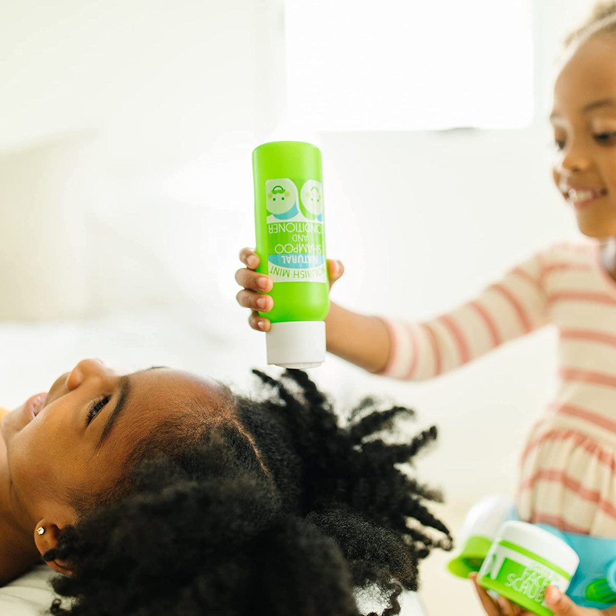 Melissa & Doug Love Your Look Juego de salón y spa 31802