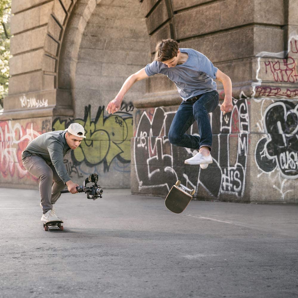 DJI Ronin-SC - Estabilizador de cámara, cardán de mano de 3 ejes para cámaras DSLR y sin espejo CP.RN.00000040.01