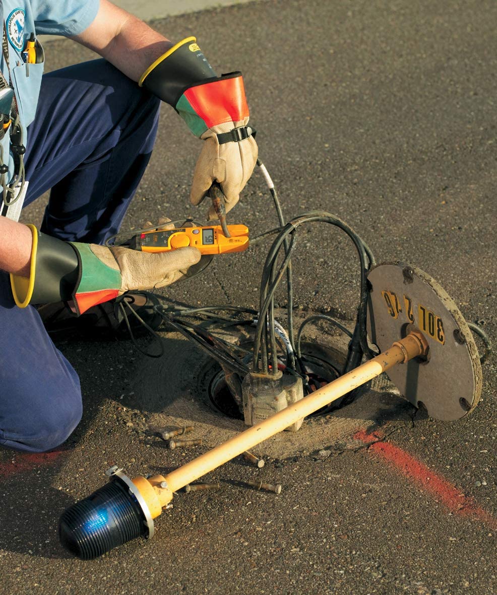 Probador de voltaje, continuidad y corriente Fluke T5-1000, diseño OpenJaw para mediciones de corriente sin contacto metálico, incluye puntas de sonda delgadas desmontables, selección automática de voltaje CA o CC