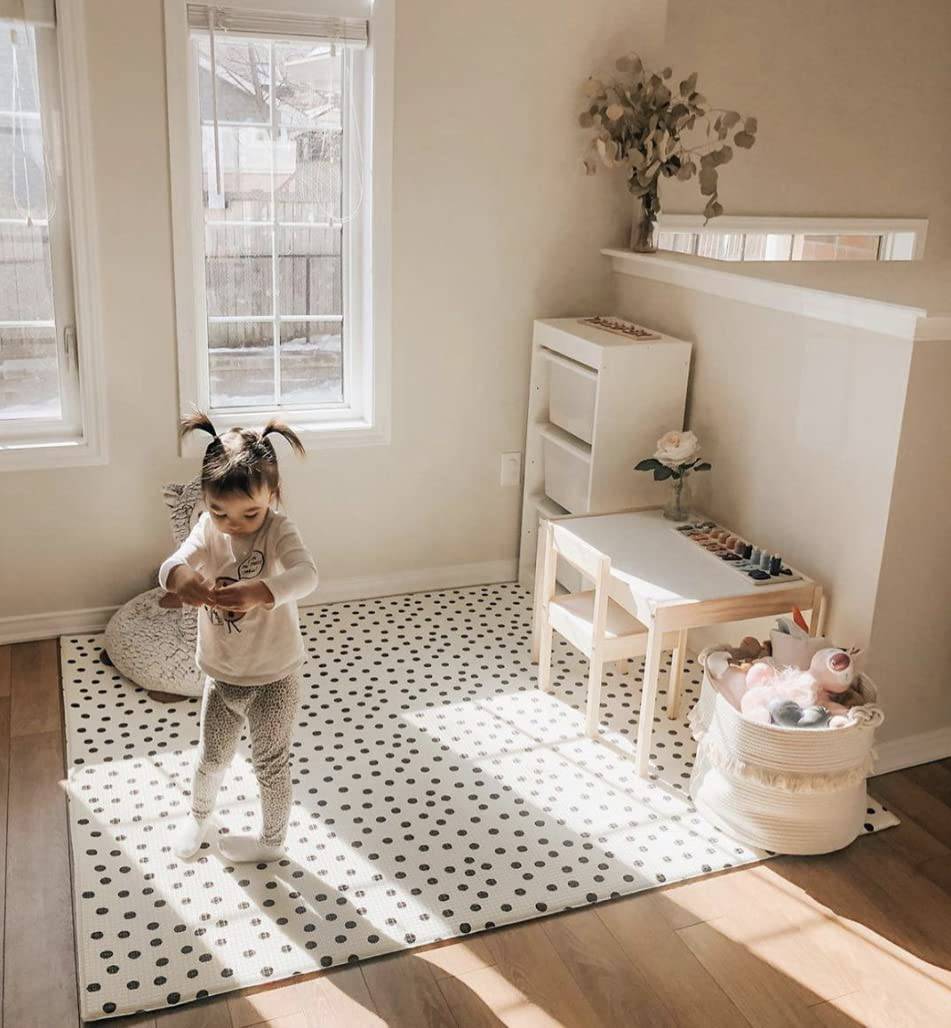 Play with Pieces - Tapete grande impermeable de espuma gruesa acolchada para bebés, bebés, niños pequeños - para jugar, gatear y tiempo boca abajo - Reversible, de doble cara, no tóxico, tapete antideslizante - Lunares/Geo - DIGVICE MX