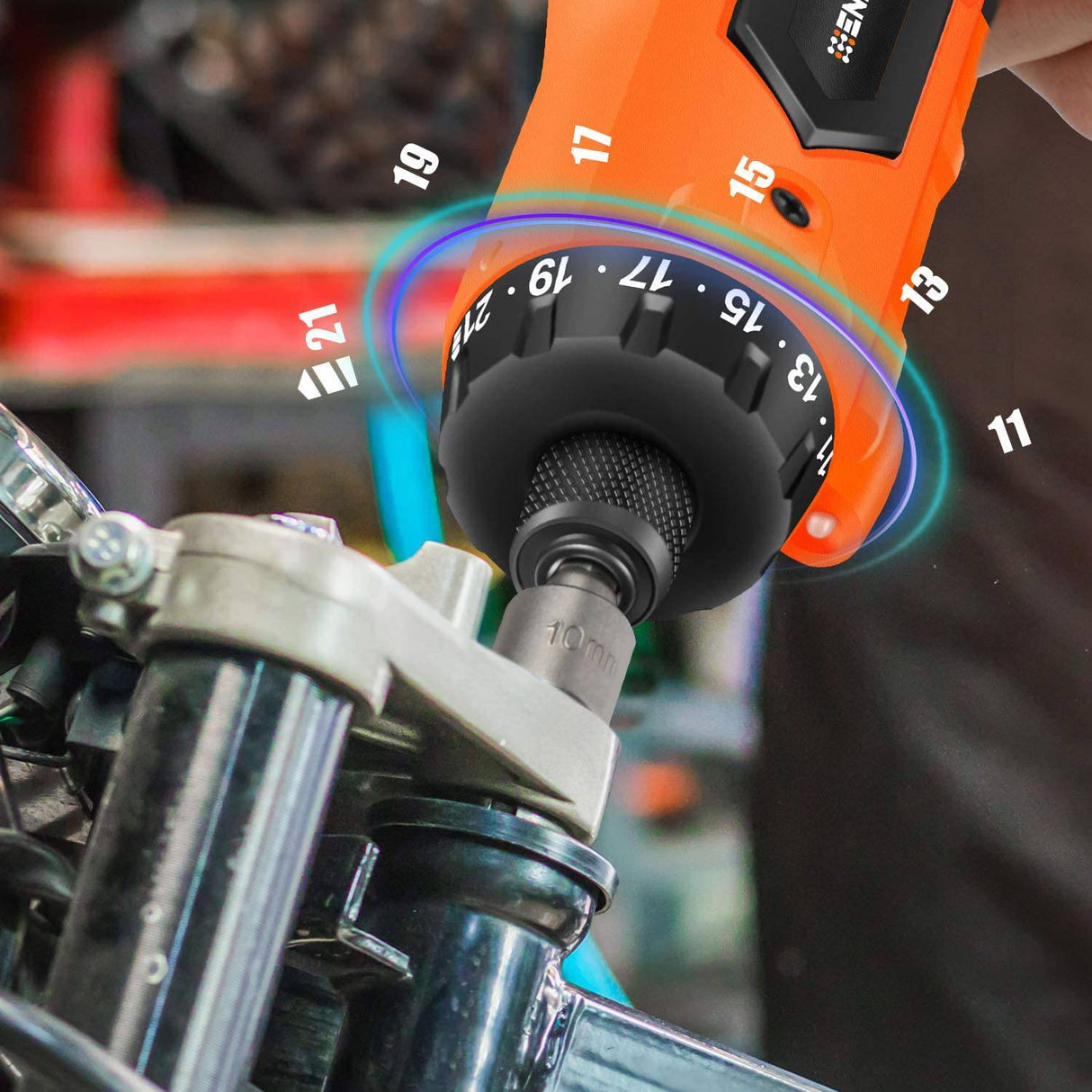 ENERTWIST Destornillador inalámbrico, 8 V máx. 10 Nm, juego recargable con 82 kit de accesorios y cargador en estuche de transporte, 21+1 Cluth, mango de doble posición, luz LED, ET-CS-8 - DIGVICE MX