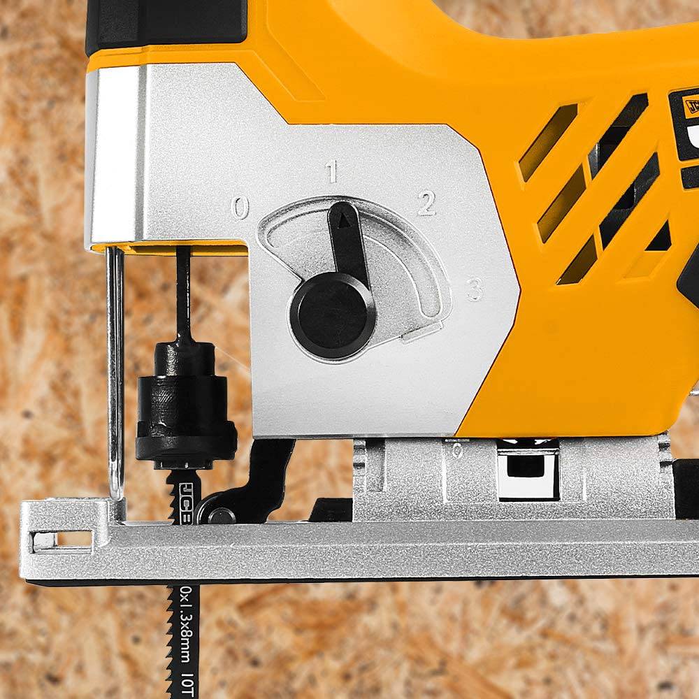 JCB Tools - JCB 20V Herramienta eléctrica inalámbrica para sierra caladora con vástago en T - Sin batería - Para mejoras en el hogar, volutas, bordes curvos, formas difíciles - Con luz LED, soplador de polvo y accesorio para aspiradora - DIGVICE MX