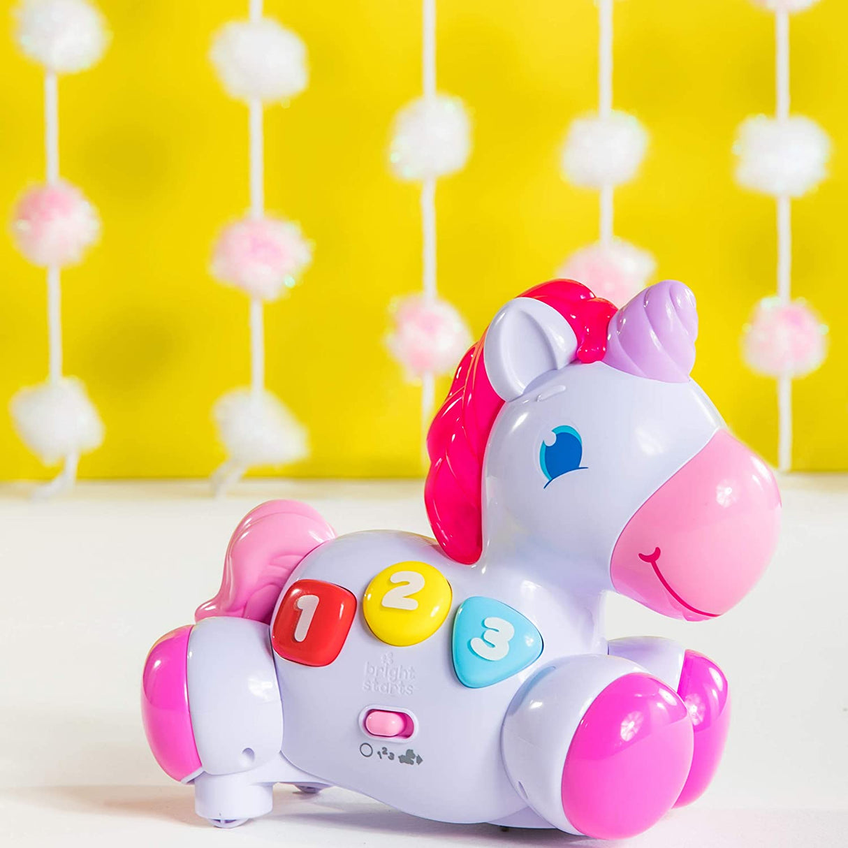 Bright Starts Rock & Glow Unicorn Crawling Baby Toy con luces y melodías, a partir de 6 meses, rosa - 10307
