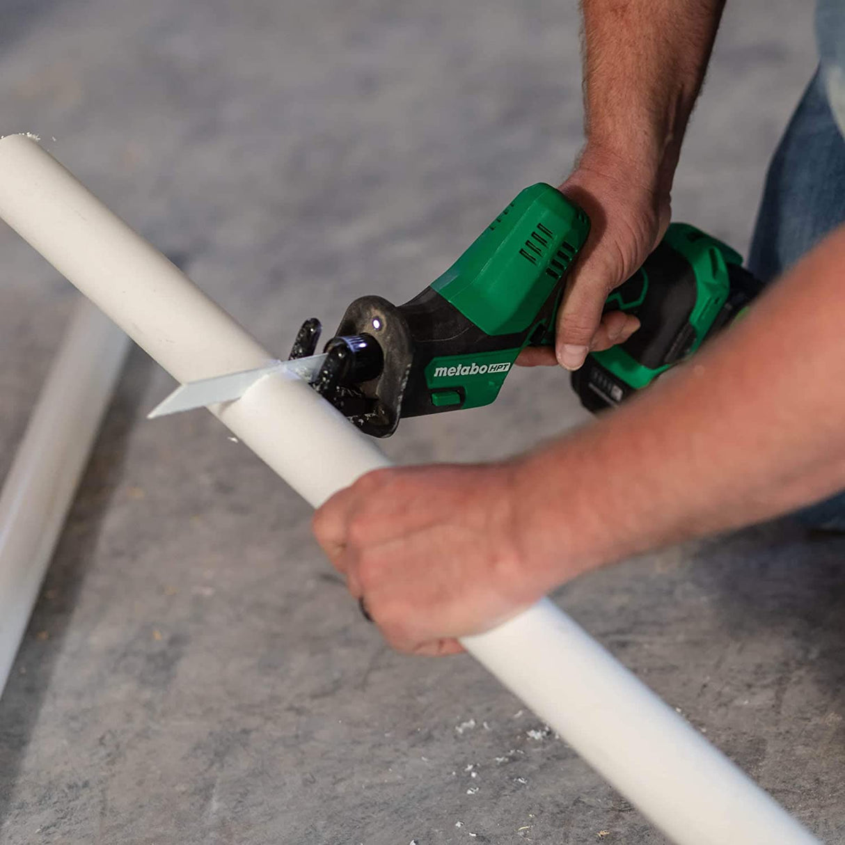 Sierra de sable a batería Metabo HPT 18V MultiVolt™ | Diseño con una sola mano | 3200 golpes por minuto | Acepta hojas de sierra de vaivén o caladora | CR18DAQ4 - DIGVICE MX