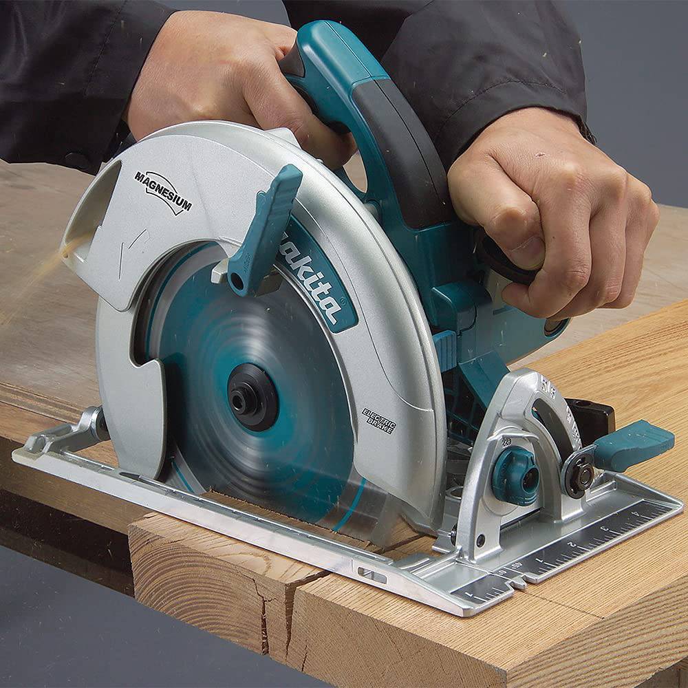 Makita 5008MGA Sierra circular de magnesio de 8-1/4" con freno eléctrico - DIGVICE MX