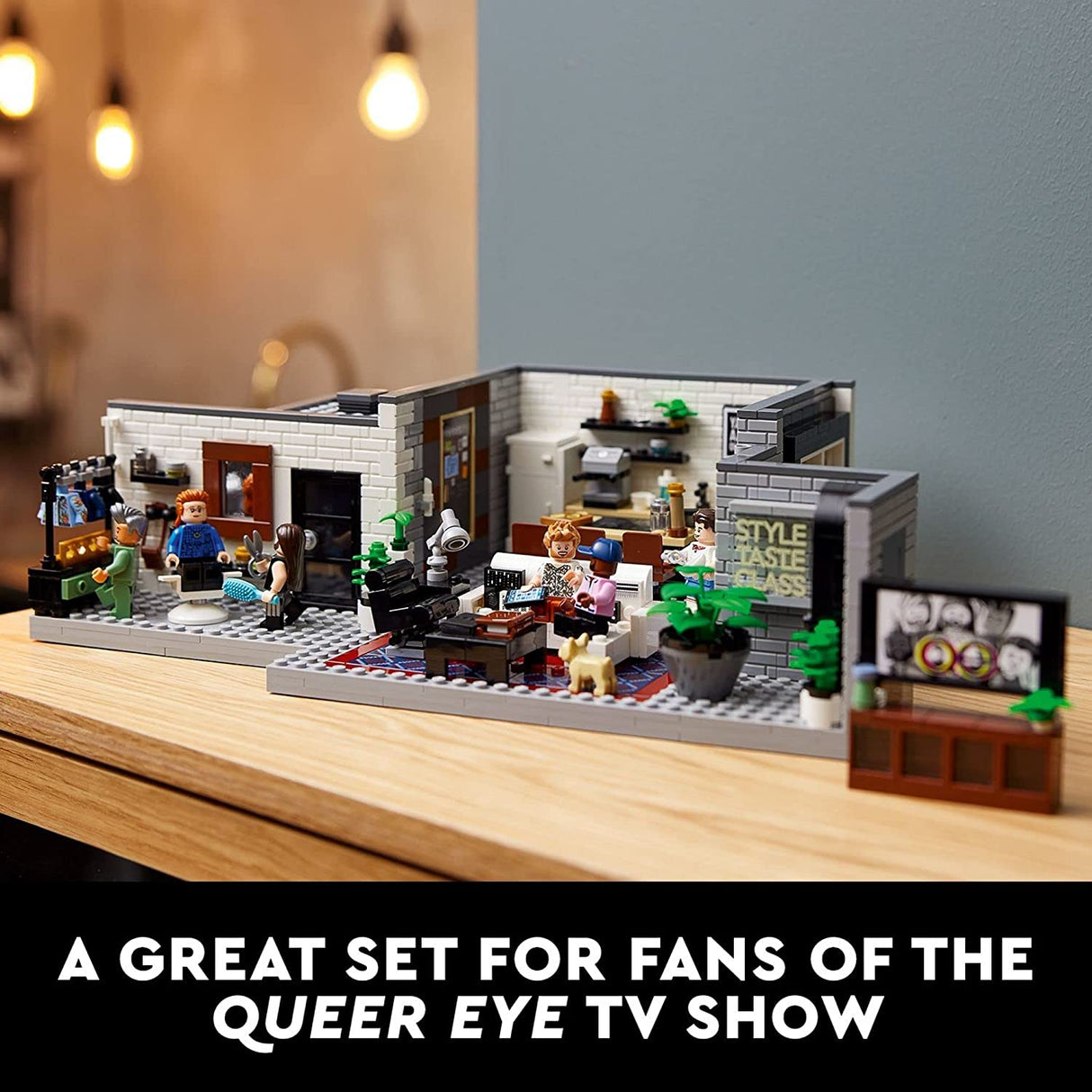 LEGO Queer Eye - The Fab 5 Loft 10291 (974 piezas)