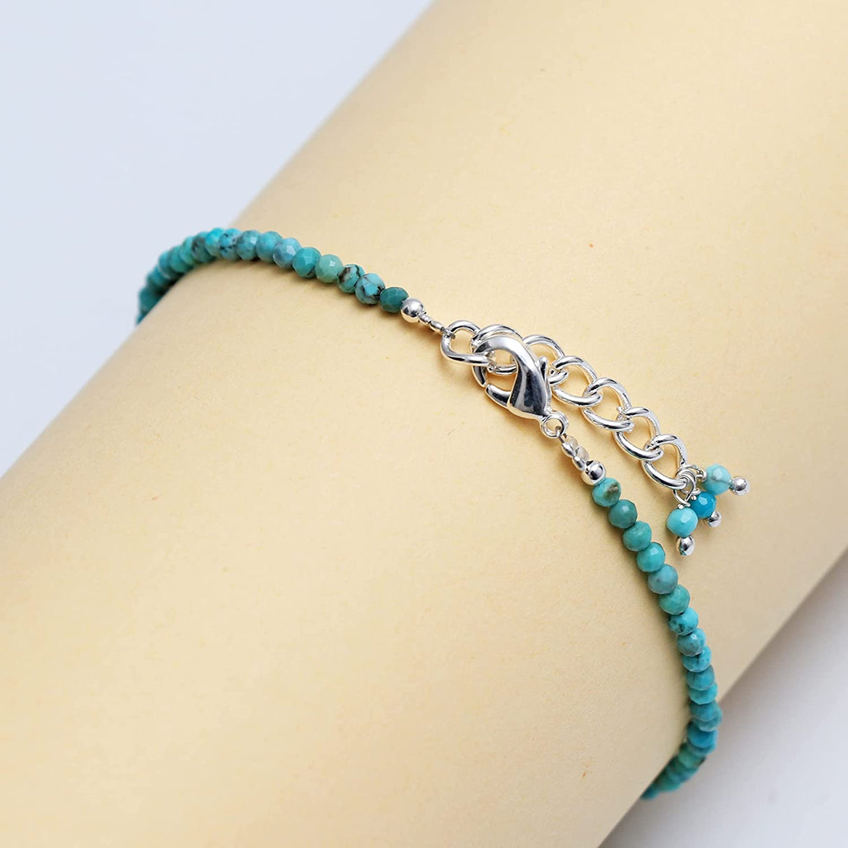 Gempires Pulsera de cuentas de turquesa natural, joyería hecha a mano, cuentas microfacetadas de 2,4-2,5 mm, cadena ajustable chapada en plata de 7 + 1 pulgada (turquesa) - DIGVICE MX