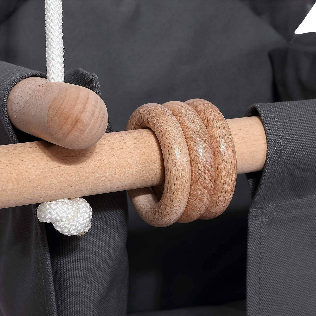 Milan Secure - Silla colgante de lona y madera para bebé, para interior y exterior, hamaca para patio trasero, columpio exterior, juguetes para niños, columpios de 6 a 36 meses con cojín decorativo para los oídos y anillo de madera natural, gris - DIGVICE MX