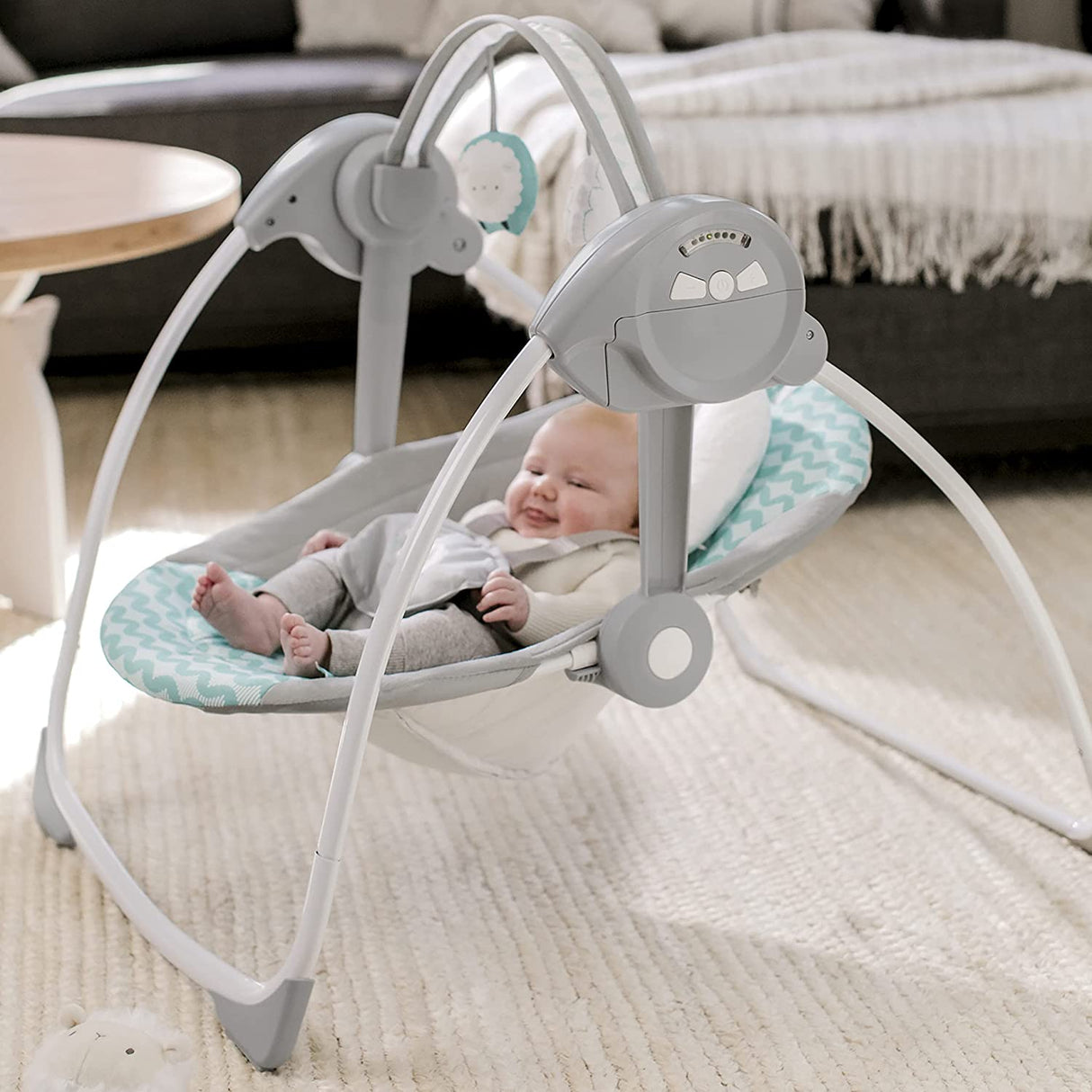Ity by Ingenuity Swingity Swing Easy-Fold Columpio portátil para bebé, Goji, azul - DIGVICE MX