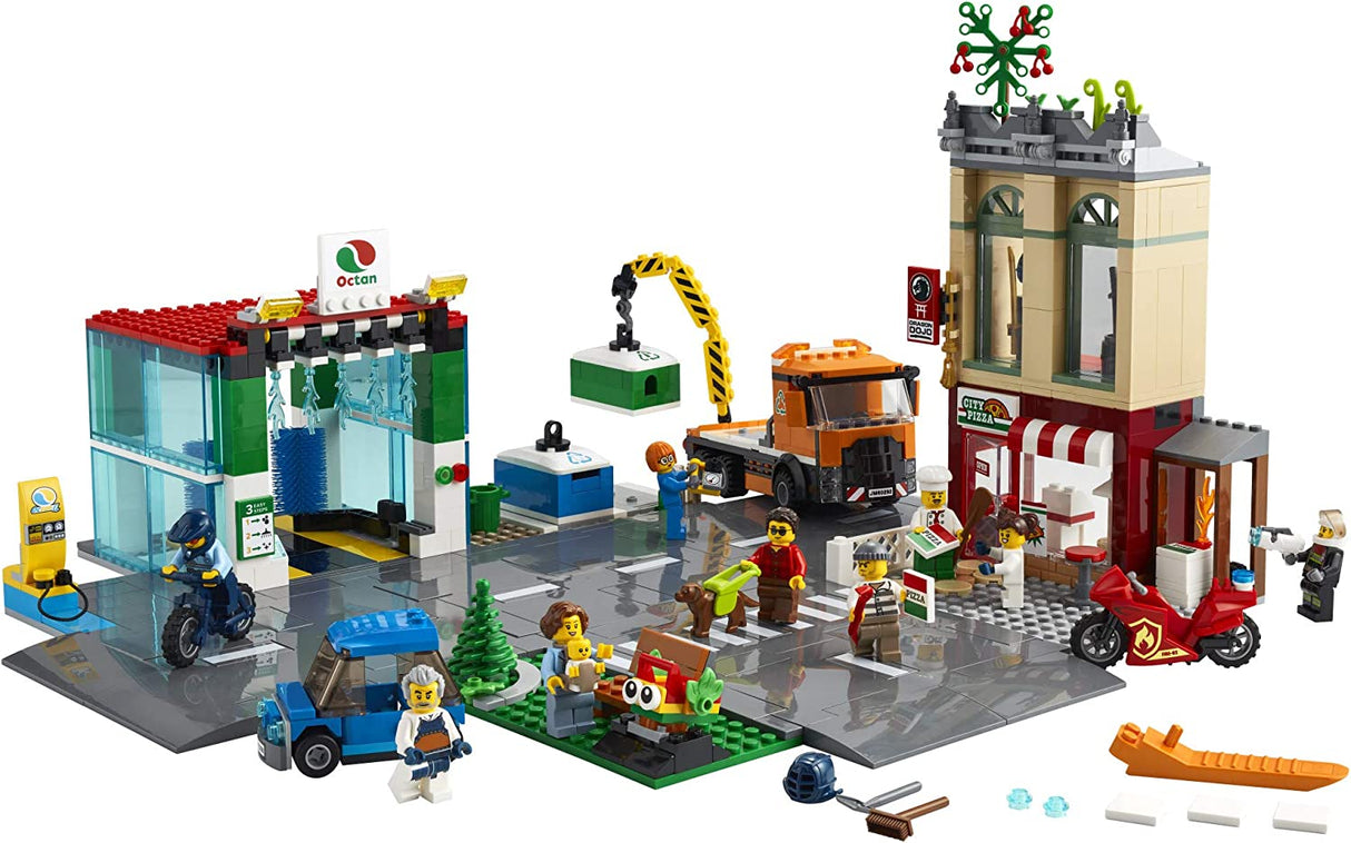 Kit de construcción LEGO City Town Center 60292; Genial juguete de construcción para niños, nuevo 2021 (790 piezas)