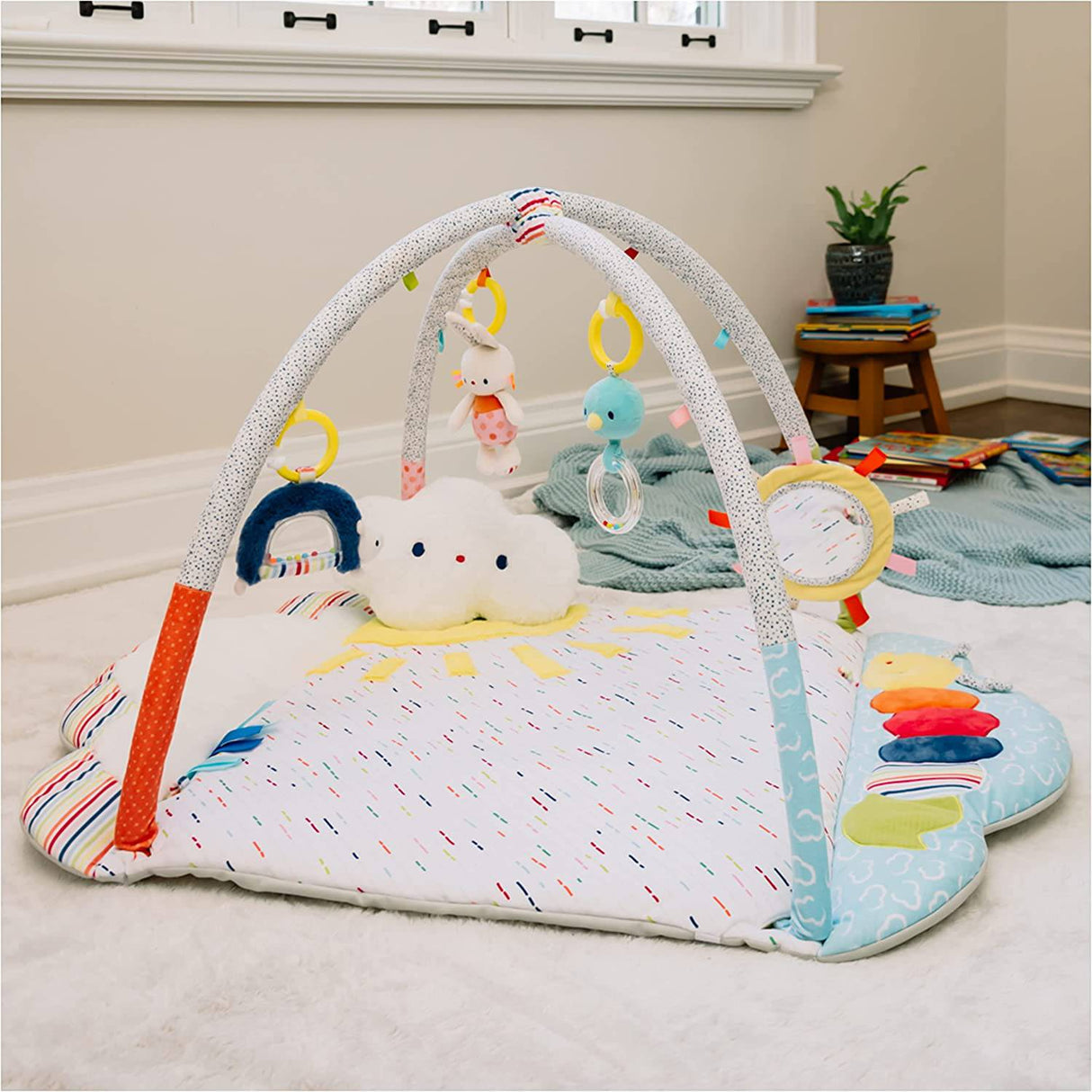 GUND Baby Tinkle Crinkle & Friends Arch Activity Gym Playmat Sensory Estimulante Felpa Juego de 8 piezas, Blanco - DIGVICE MX