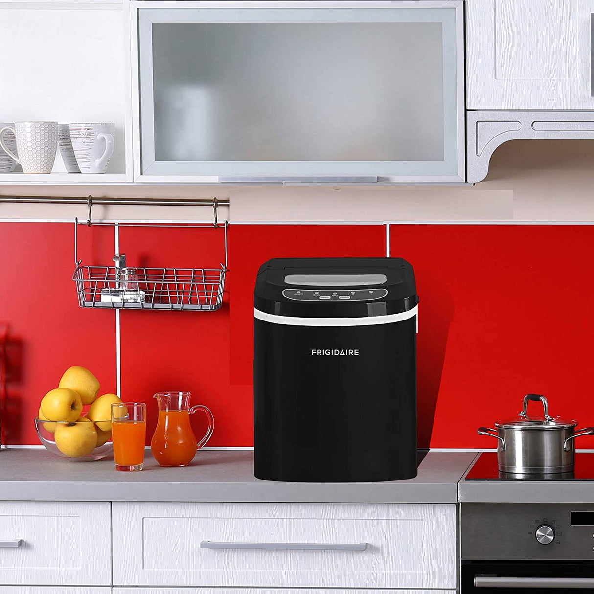 FRIGIDAIRE EFIC101-BLACK Fabricante compacto portátil, 26 lb por día, máquina para hacer hielo, negro - DIGVICE MX