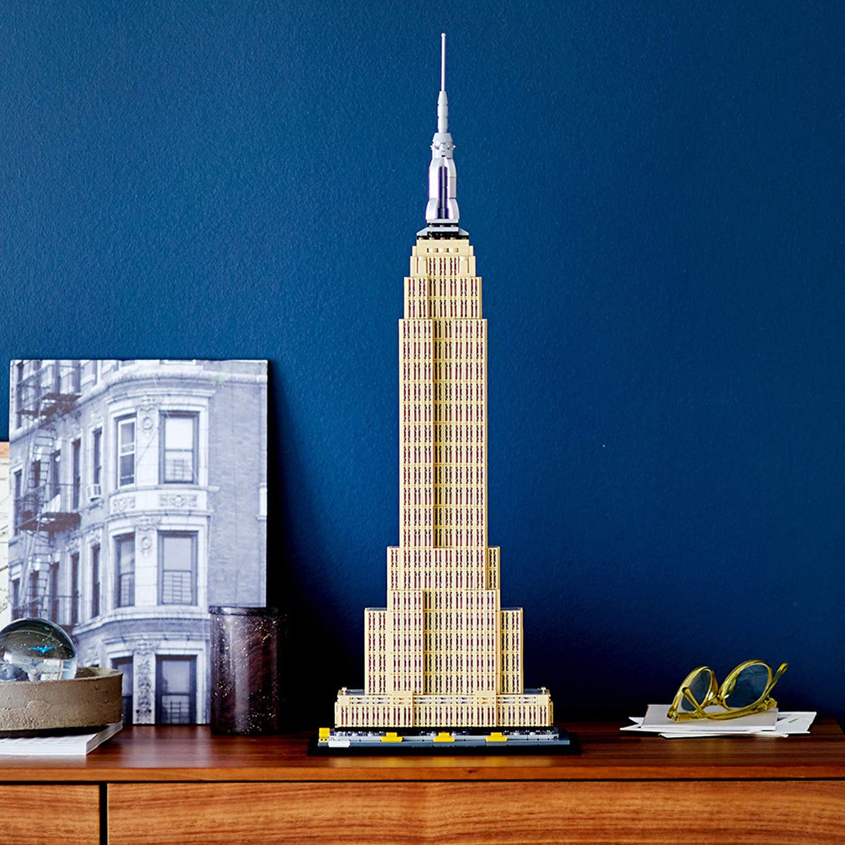 LEGO Architecture Empire State Building 21046 New York City Skyline Architecture Model Kit para adultos y niños, Build It Yourself Model Skyscraper (1767 piezas)
