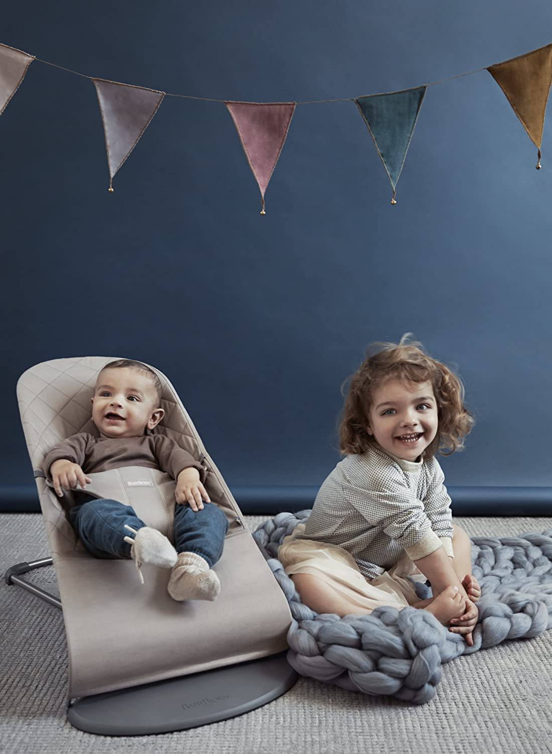 BabyBjörn Hamaca Bliss, Gris Arena, Algodón - DIGVICE MX