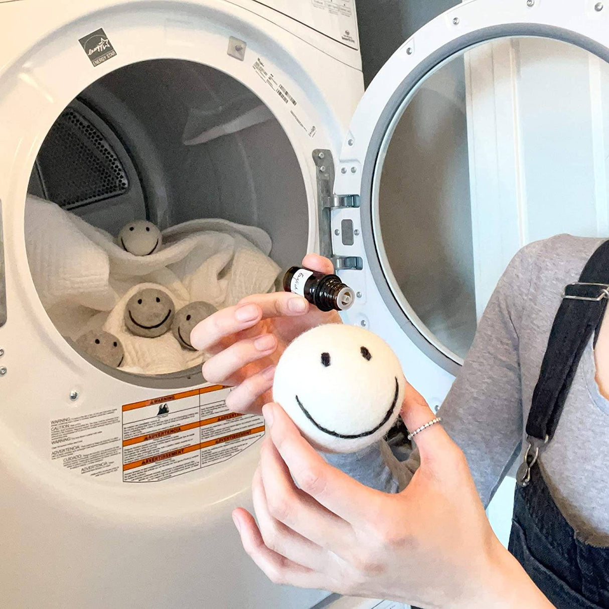 Studio simeuri Bolas para secadora Lavandería Bolas para secadora de lana reutilizables Juego de 6 unidades, XL 100% Nueva Zelanda Bola suavizante de tela reutilizable Antiestático para depilación de mascotas (Blanco, Gris) - DIGVICE MX