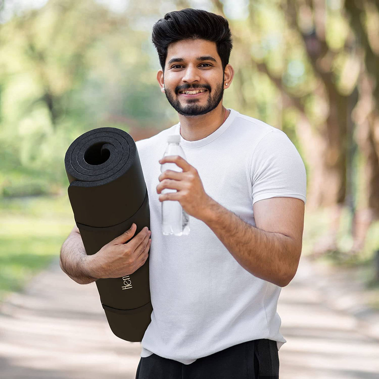 HemingWeigh - Esterilla de yoga de 1 pulgada de grosor, extra gruesa, antideslizante, para uso en interiores y exteriores, color negro