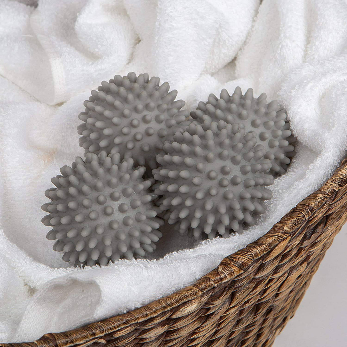 Woolite - Paquete de 2 bolas para secadora, 2.5 pulgadas, surtidas - DIGVICE MX