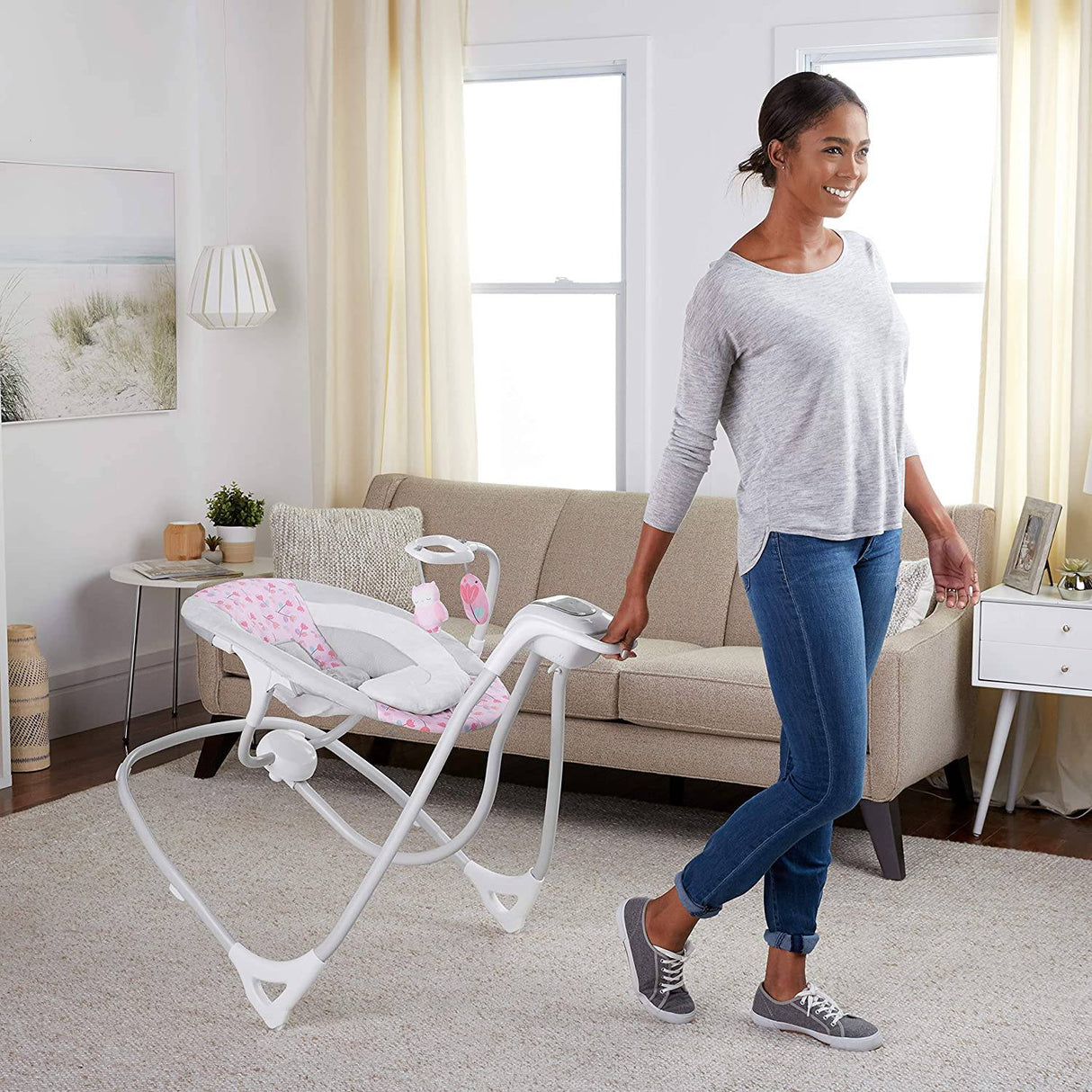 Ingenuity SimpleComfort Columpio para bebé compacto, ligero y multidireccional - 6 velocidades, sonidos de la naturaleza y vibraciones - Cassidy (rosa) - DIGVICE MX