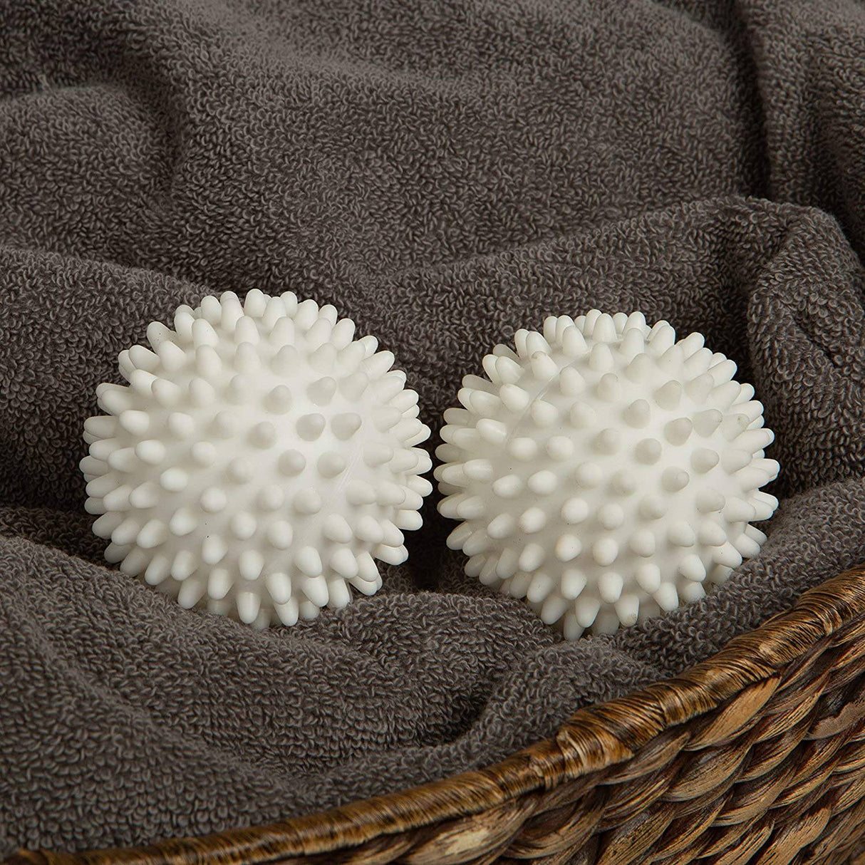 Woolite - Paquete de 2 bolas para secadora, 2.5 pulgadas, surtidas - DIGVICE MX