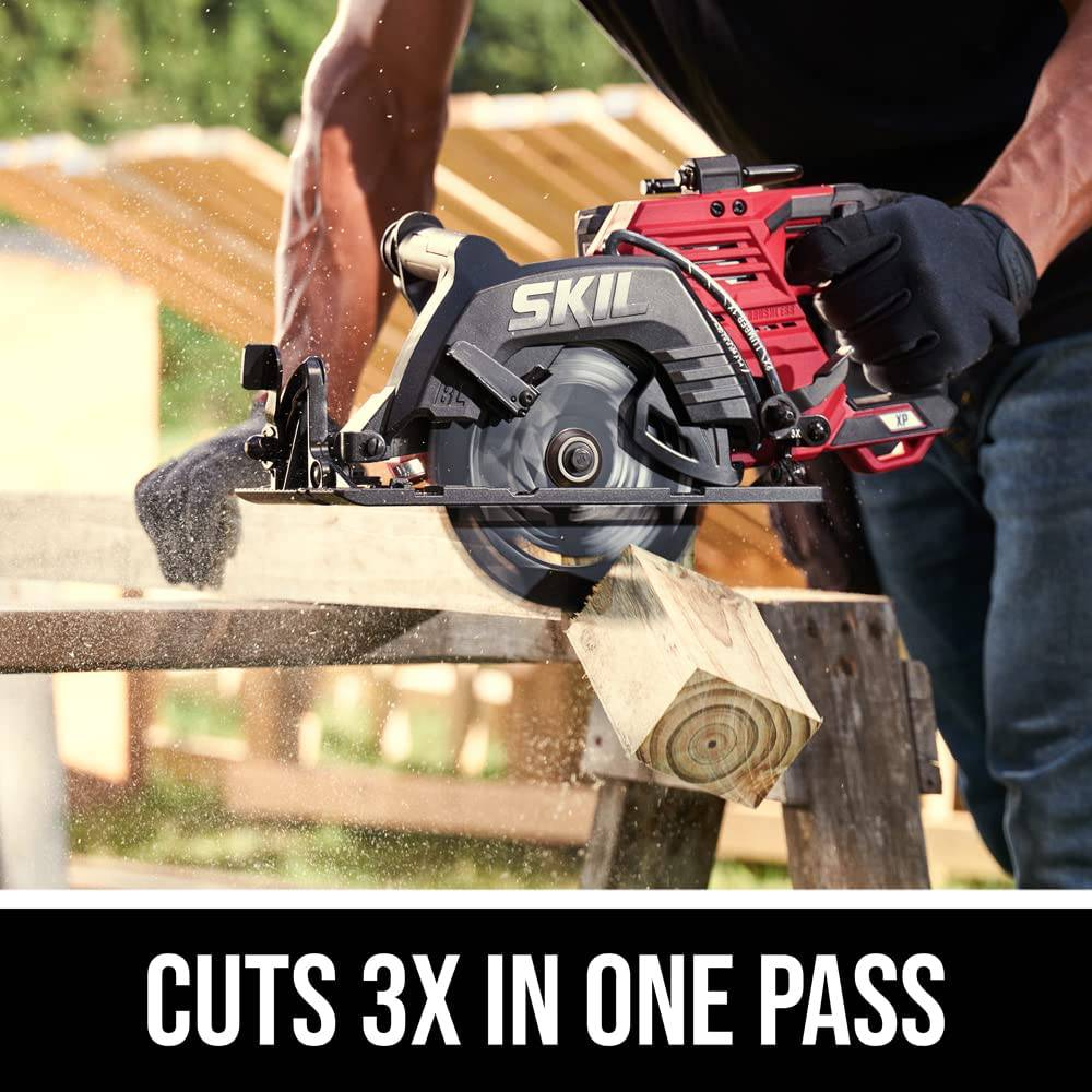 SKIL 2x20V PWR CORE 20 XP Kit de sierra circular con mango trasero sin escobillas de 7-1/4" Incluye dos baterías de 5.0Ah y cargador de dos puertos Auto PWR JUMP-CR5429B-20, rojo - DIGVICE MX