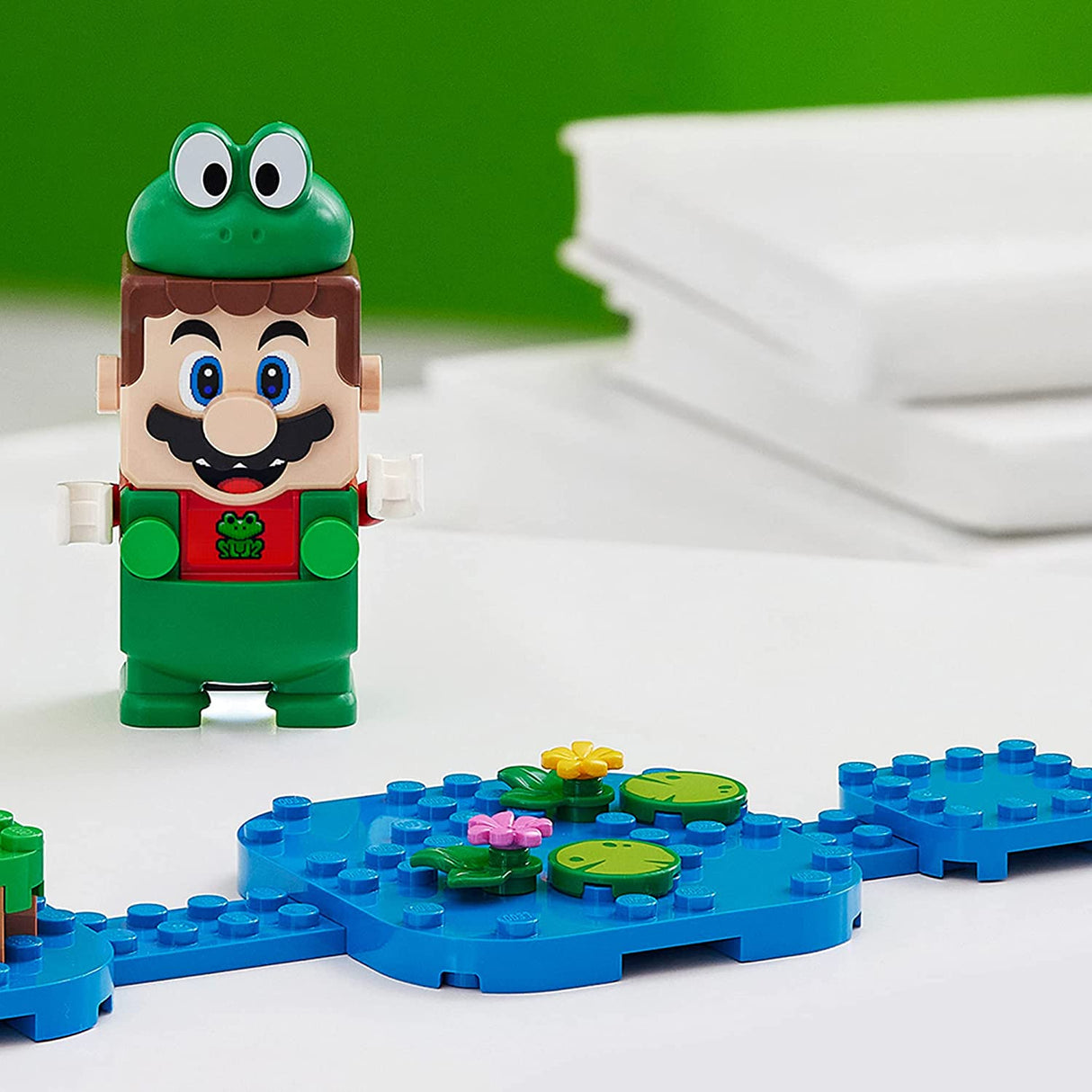 LEGO Super Mario Frog Mario Power-Up Pack 71392  (11 piezas)