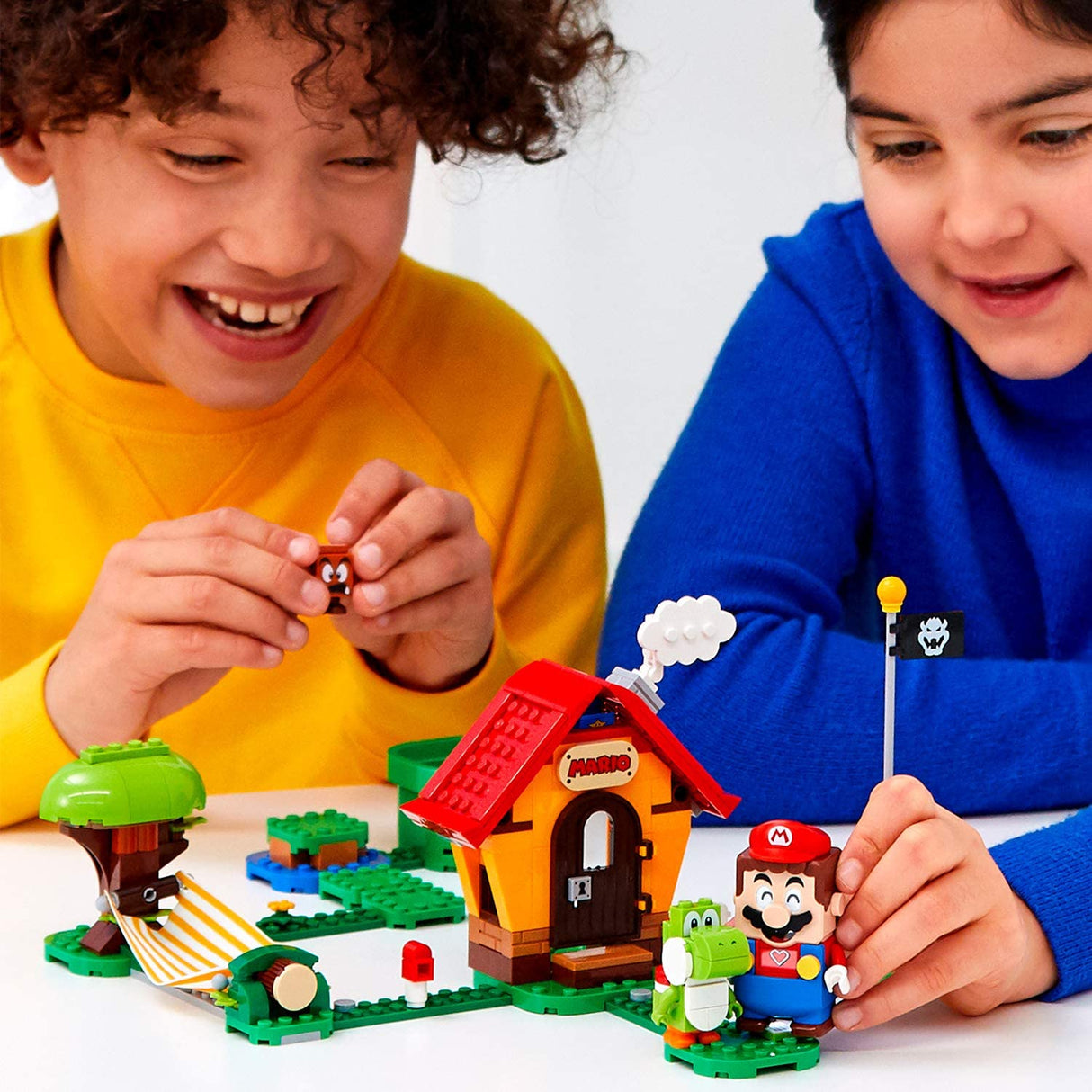LEGO Super Mario Mario's House & Yoshi Expansion Set 71367  (205 piezas)