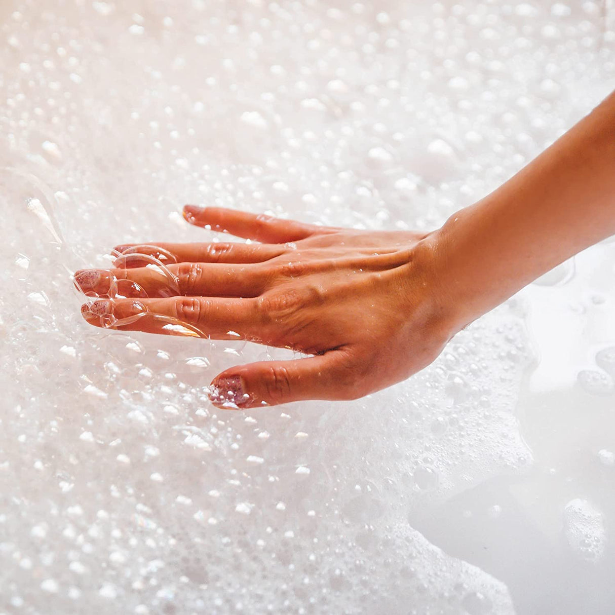 Village Naturals Bath Shoppe - baño de leche, té blanco y jazmín, 28 onzas líquidas, paquete de 2