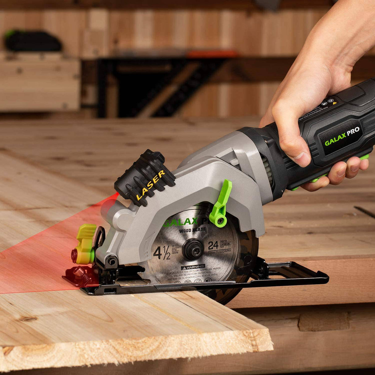 Sierra circular GALAX PRO 4Amp 3500 RPM con guía láser, máx. Profundidad de corte 1-11/16"(90°), 1-1/8"(45°)Sierra compacta con hoja TCT de 4-1/2" 24T, adaptador de vacío, llave para hoja y guía de corte al hilo - DIGVICE MX