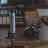 Logitech for Creators Micrófono de condensador Blue Ember XLR para estudio, grabación, podcast, transmisión de micrófono