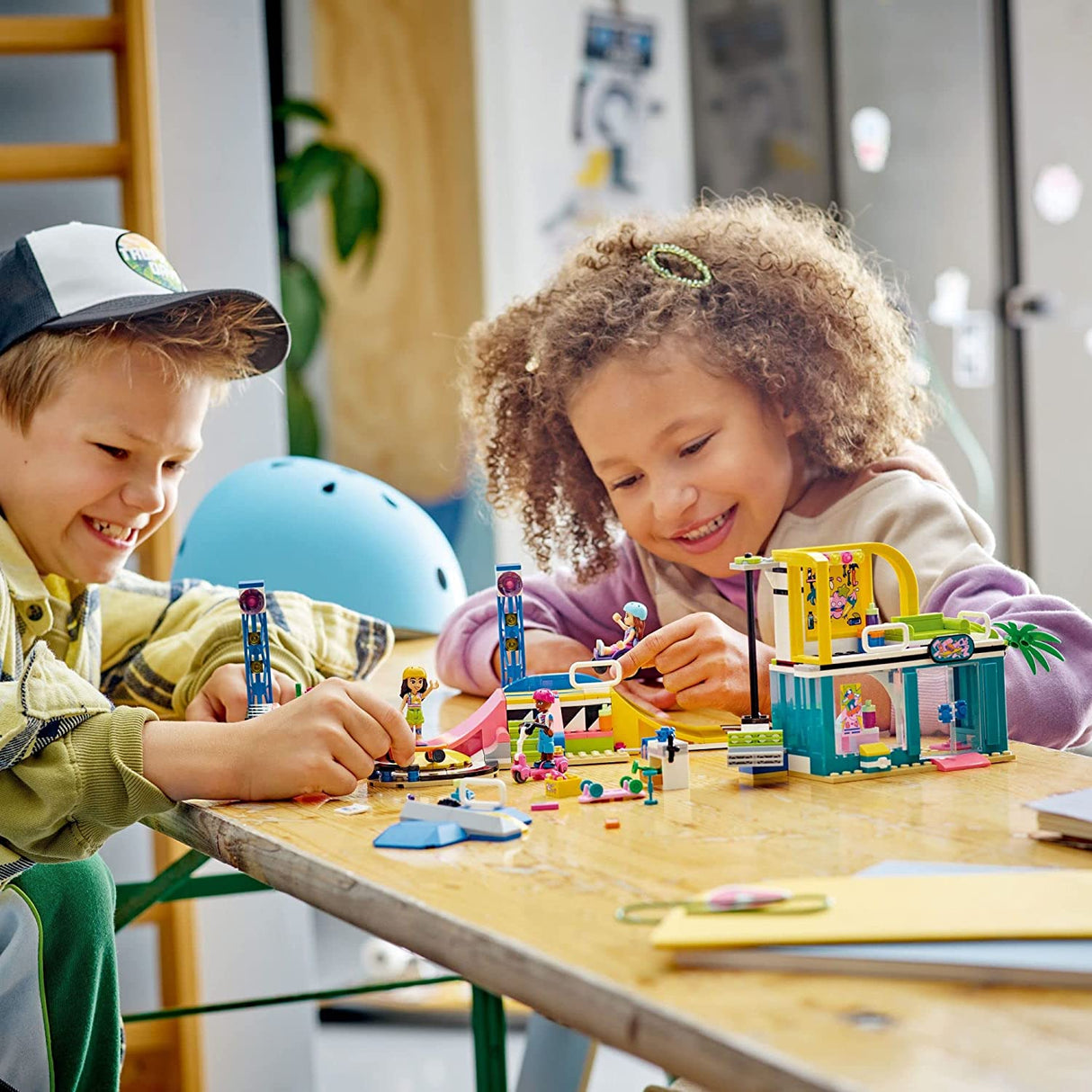 LEGO Friends Skate Park 41751  (431 piezas)