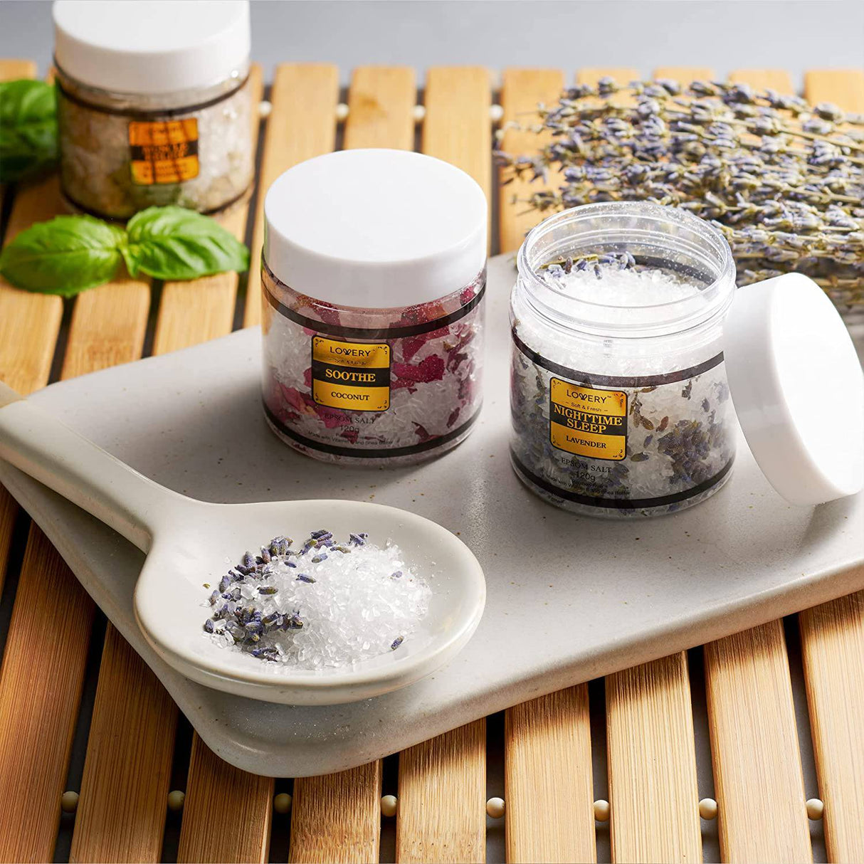 Lovery - Juego de regalo de sales de baño de Epsom, sal de spa relajante con aceites esenciales, baños de burbujas, lavanda, menta verde de eucalipto, albahaca de limón, coco, árbol de té, sal de Epsom de miel y almendras