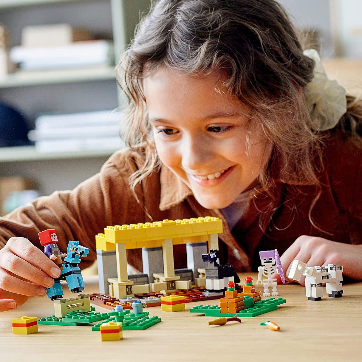 LEGO Minecraft The Horse Stable 21171  (241 piezas)