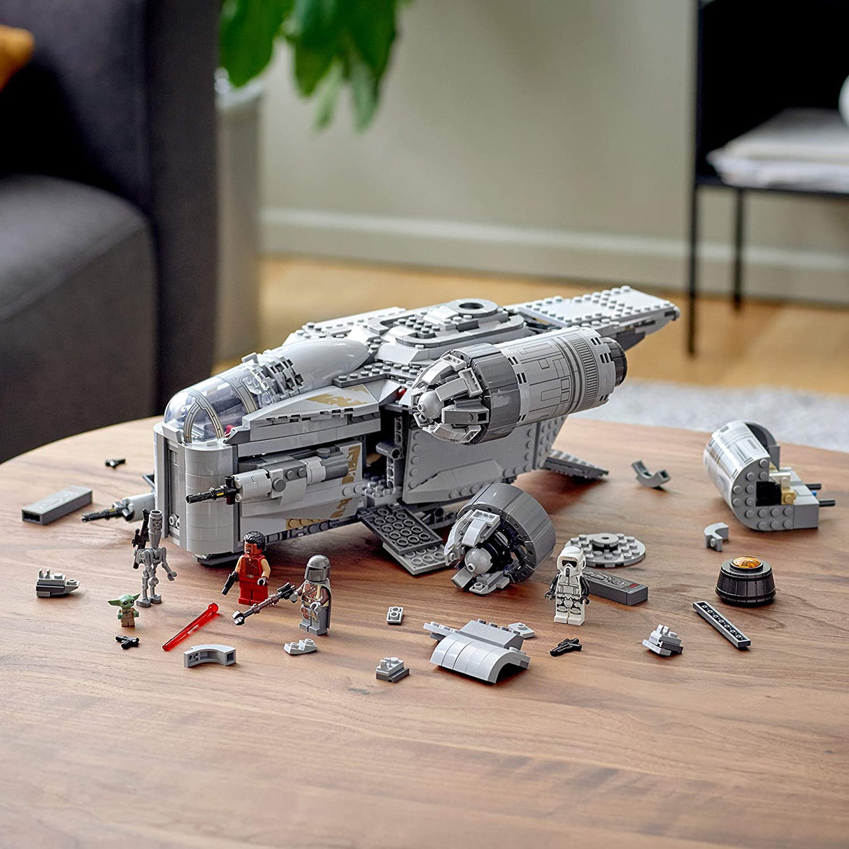 LEGO Star Wars The Razor Crest 75292 (1023 piezas)